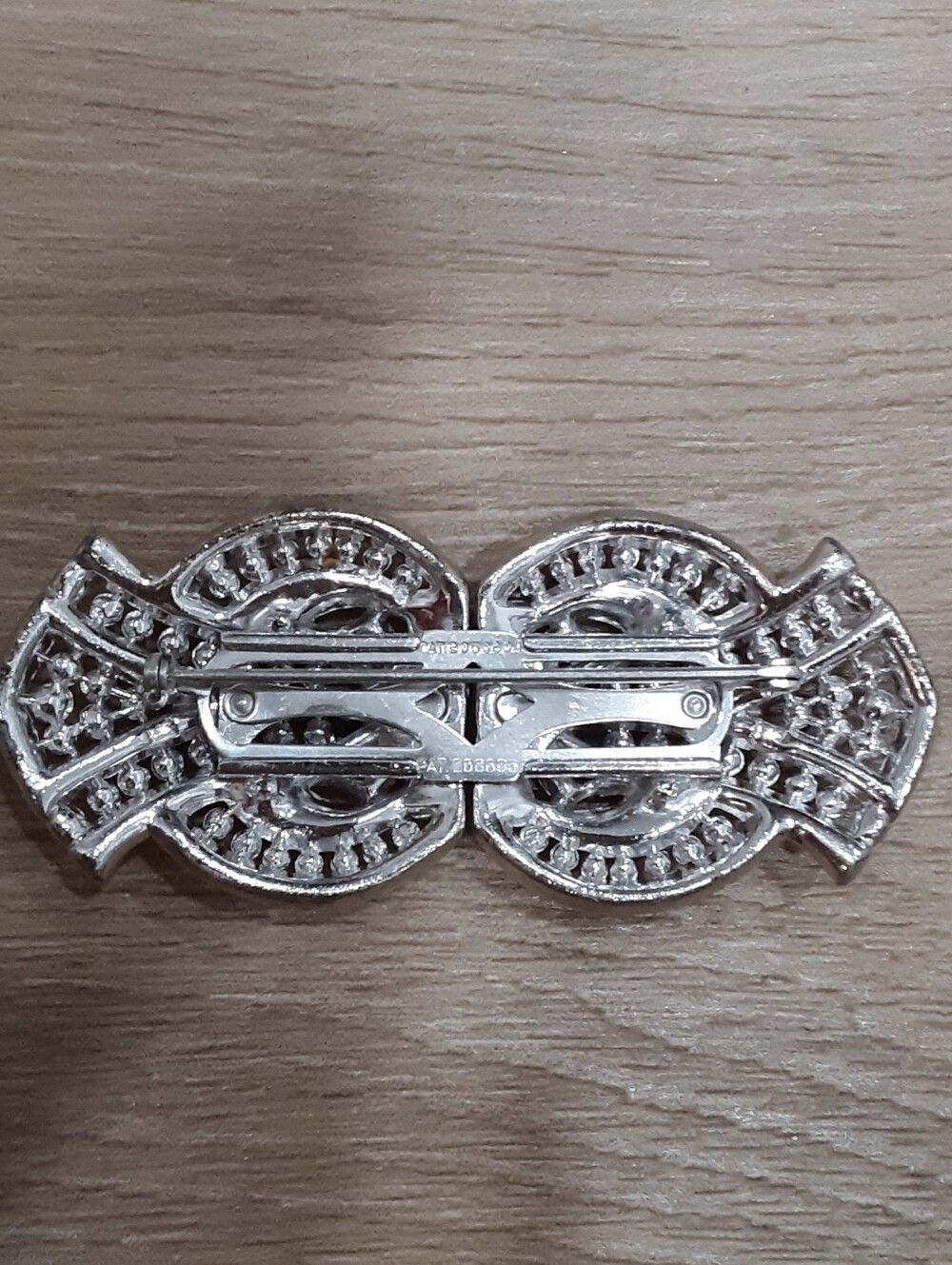 Vintage Rhinestone Brooch - Picture 2 of 8
